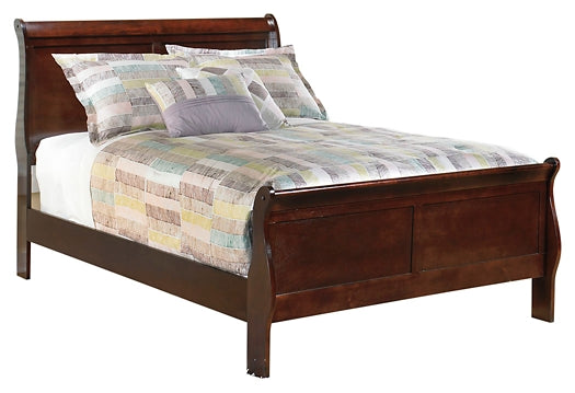 Alisdair  Sleigh Bed With Mirrored Dresser And Chest